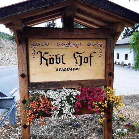 Koebl Hof Longostagno Bagian luar foto