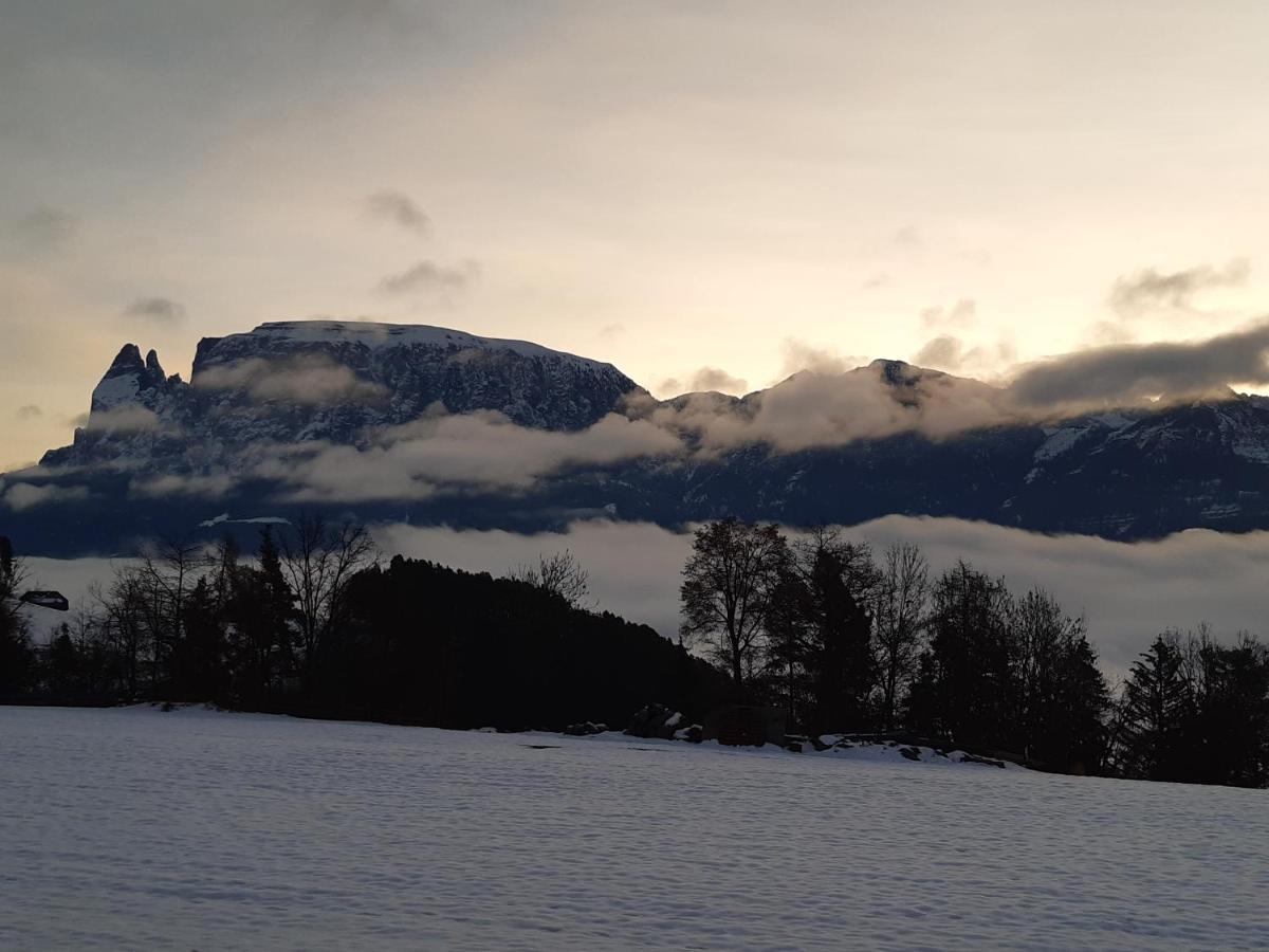 Koebl Hof Longostagno Bagian luar foto